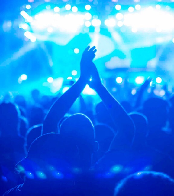 Festival-crowd-in-stage-lighting